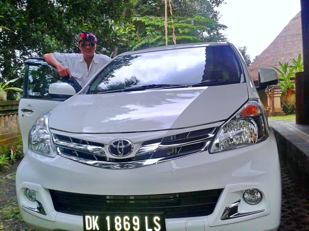 Junjungan Suite Ubud Esterno foto